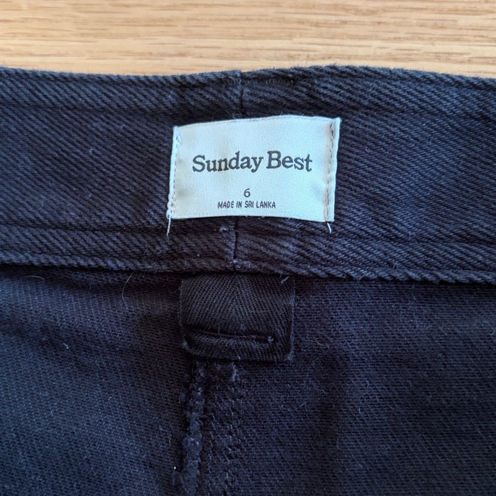 Aritzia Sunday Best Black Cargo Pants - Picture 2 of 5